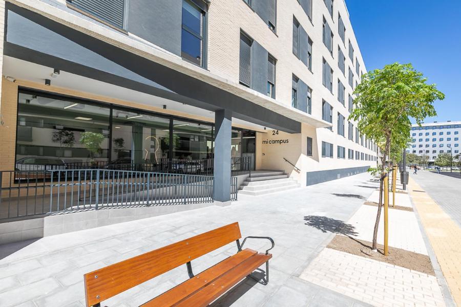 Micampus Getafe Student Residence מראה חיצוני תמונה