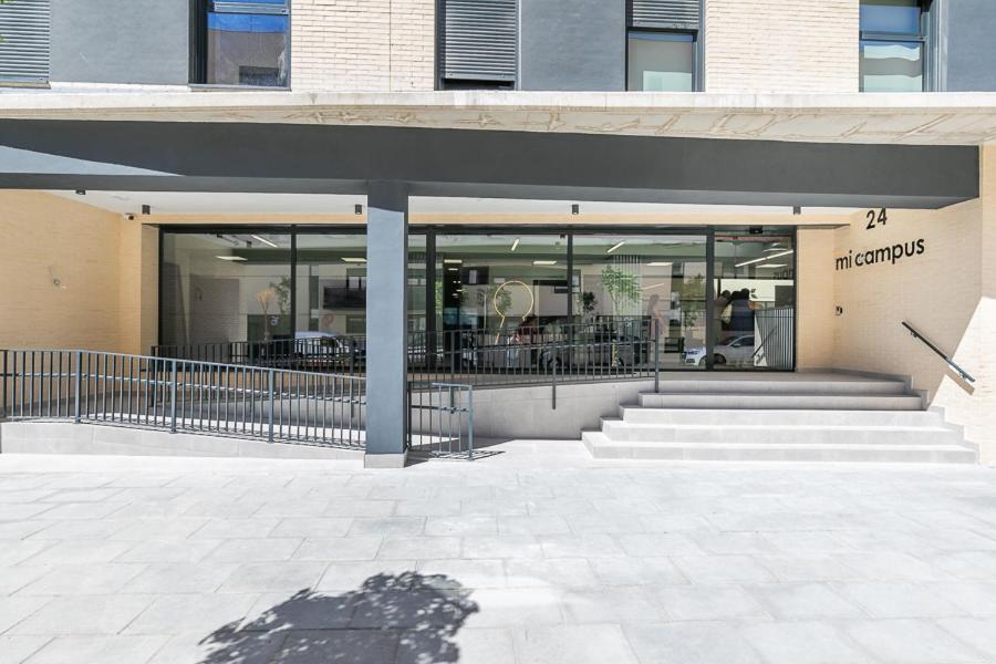 Micampus Getafe Student Residence מראה חיצוני תמונה